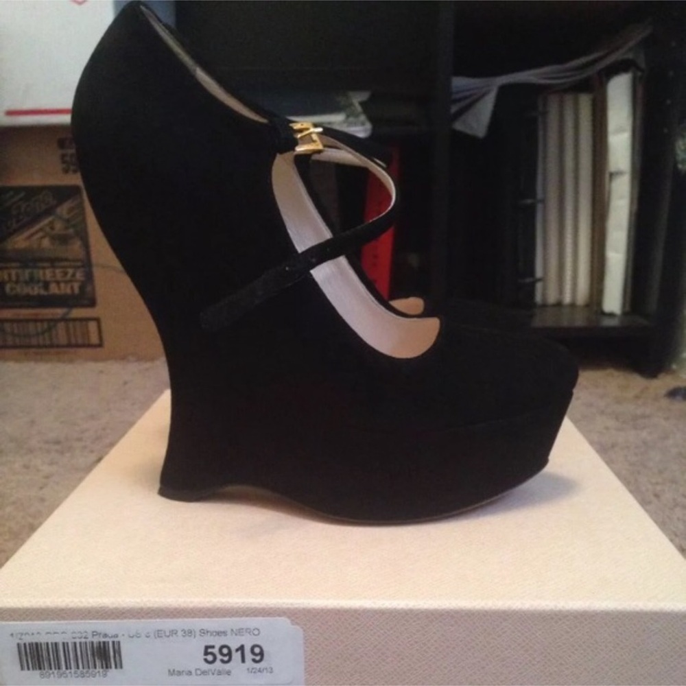 Prada platform pumps - Picture 4 of 7